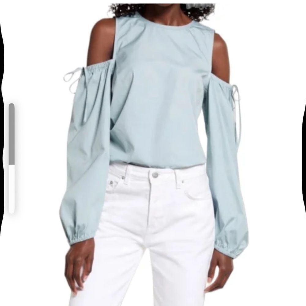 Open Edit Nordstrom Cold Shoulder Top NWOT Tie Details on Sleeves.  Size M